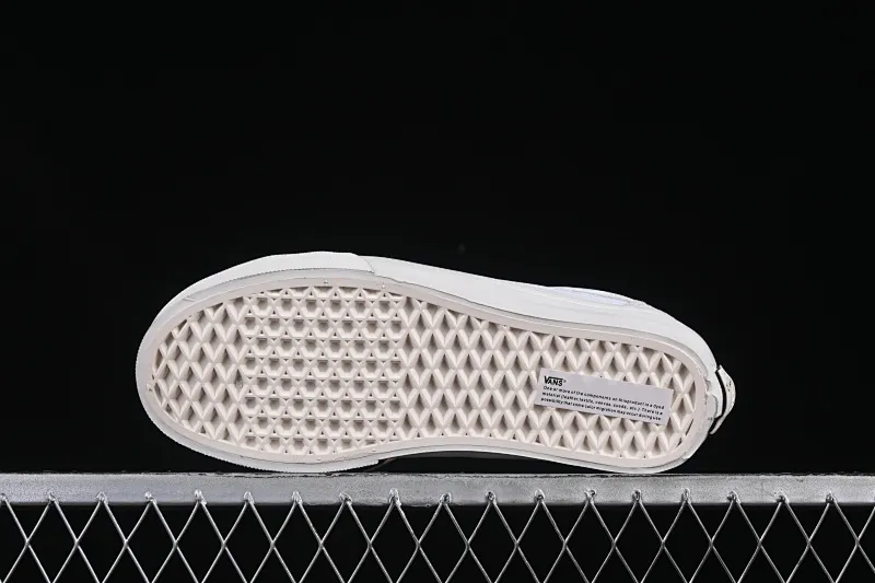 All categories Vans Vans series Vans Low Vans low-top Vans Style 36 Decon SF half-moon toe killer whale vulcanized sneakers VN000SHM07F